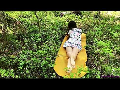 ❤️ 陌生人在Tinder上自慰我的阴部，并在树林里热情地做爱 ️ Quality sex️❤